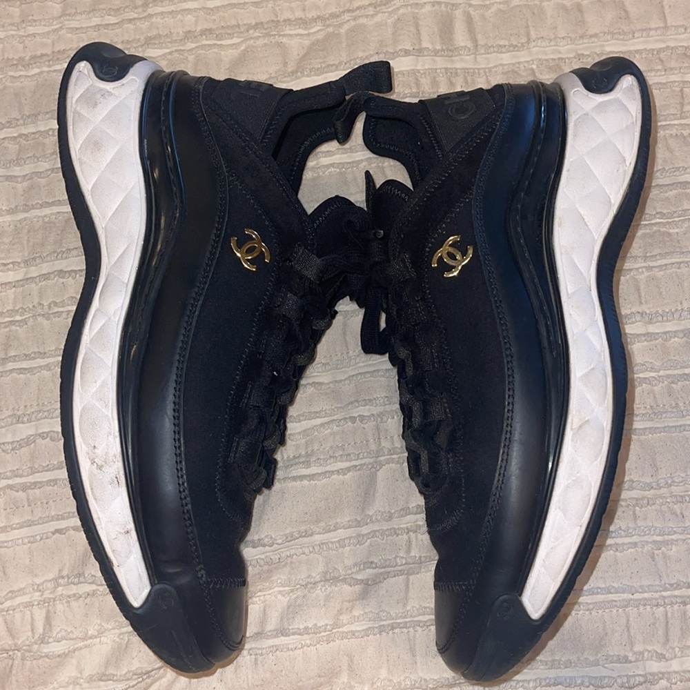 AUTHENTIC Chanel Black Sneakers, Size 41 🖤 - Picture 2 of 6